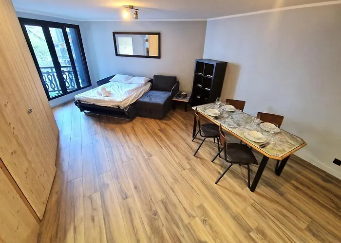 Base Camp Vue Mont Blanc Centre