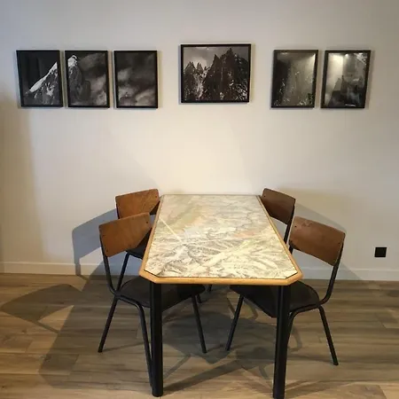 아파트 Base Camp Vue Mont Blanc Centre *