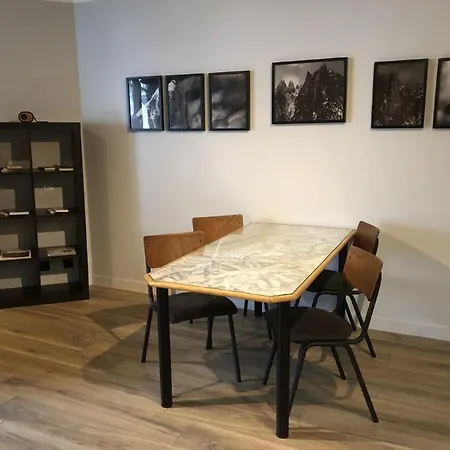 Base Camp Vue Mont Blanc Centre 아파트 샤모니